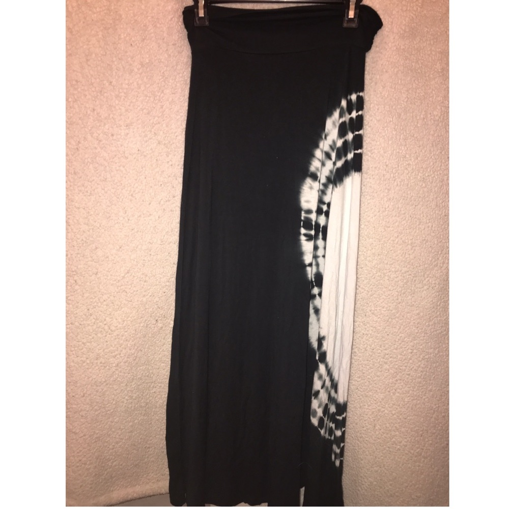 Black/white tie-dye Maxie skirt *NEVER WORN*